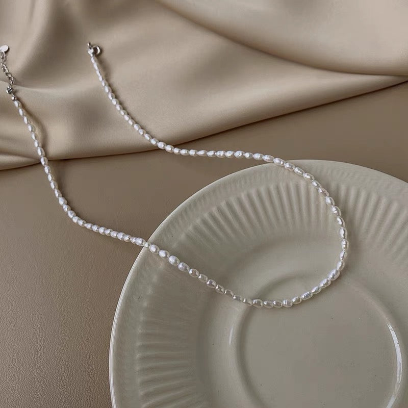 “Pearl Aura” Rice Pearl Necklace N05