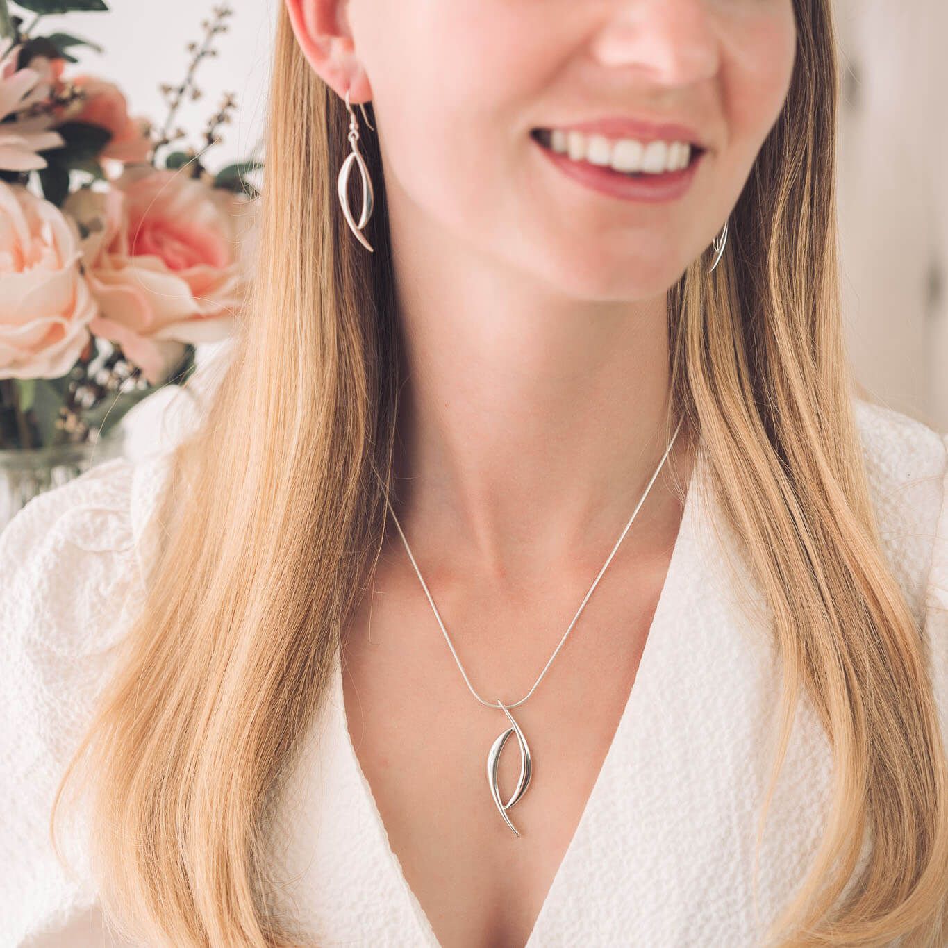 Olive Silver Pendant Necklace